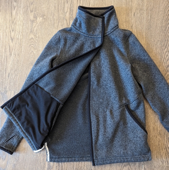 Ivivva size 6 girls wrap sweater - Picture 2 of 5